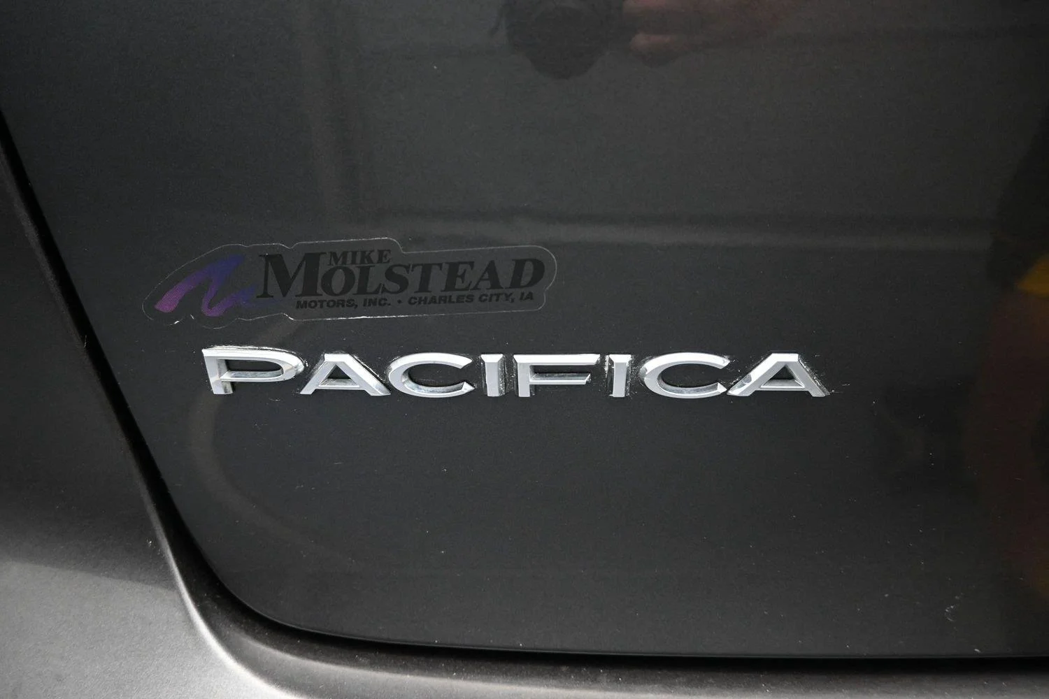 Used 2017 Granite Crystal Metallic Clearcoat Chrysler Touring-L image 12