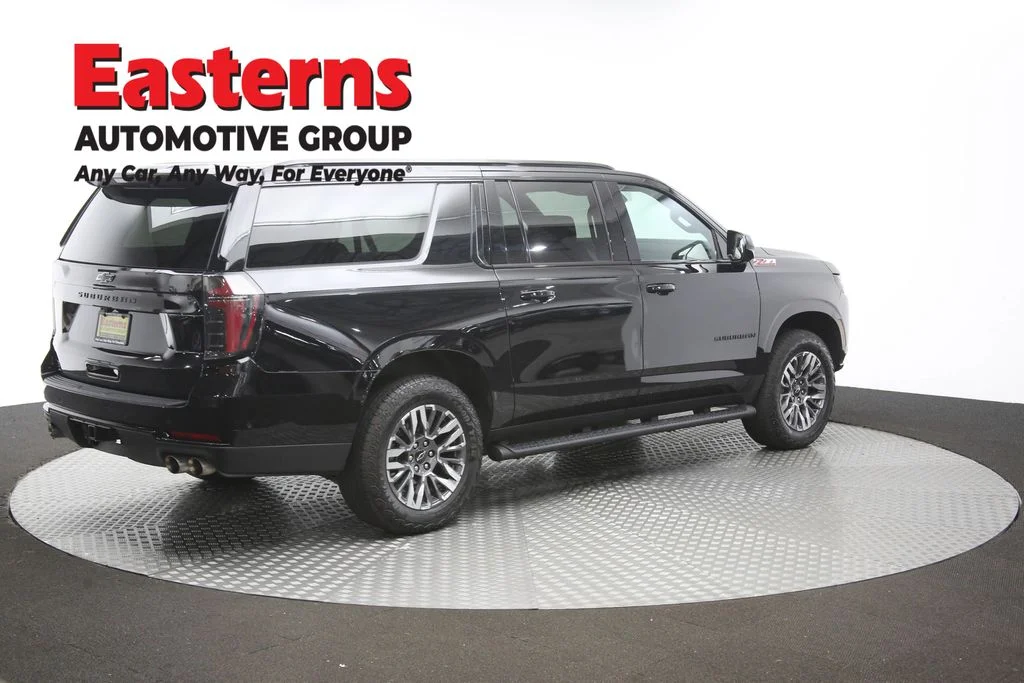 Used 2025 Black Chevrolet Z71 image 46