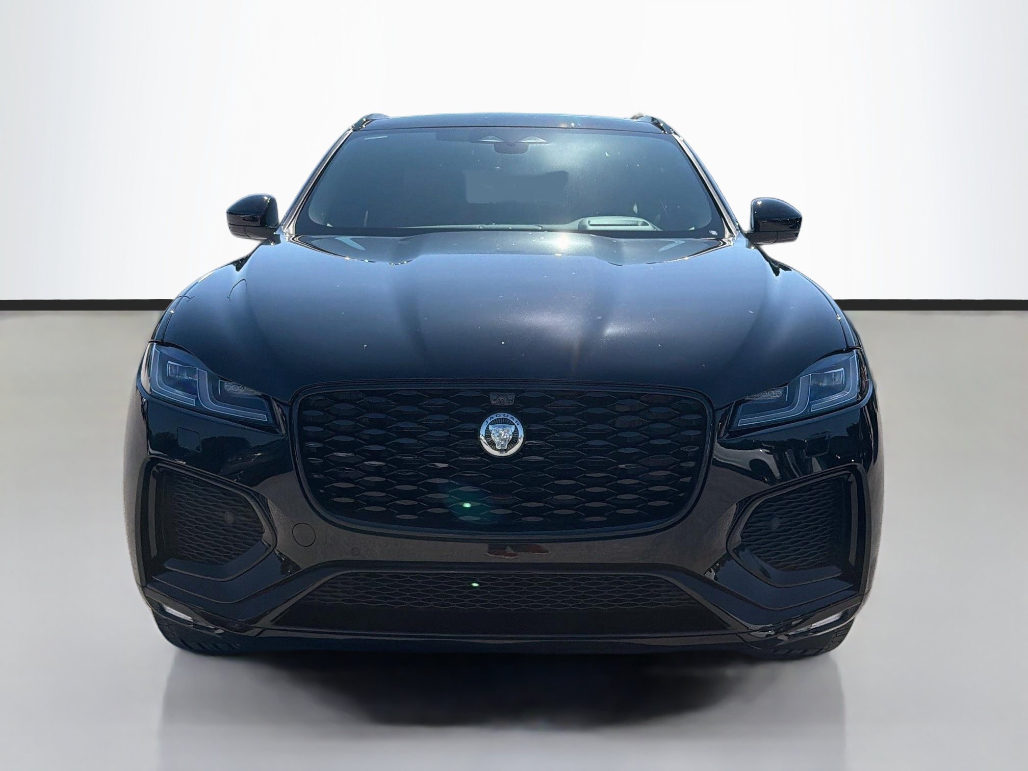 2026 Jaguar F-Pace R-Dynamic S - Photo 8