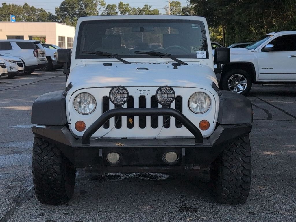 Used 2008 Green Jeep X image 8