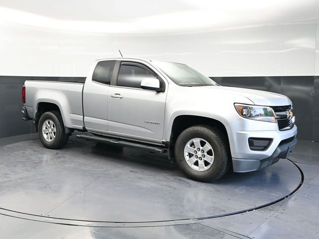 Used 2016 Silver Ice Metallic Chevrolet Work Truck image 3