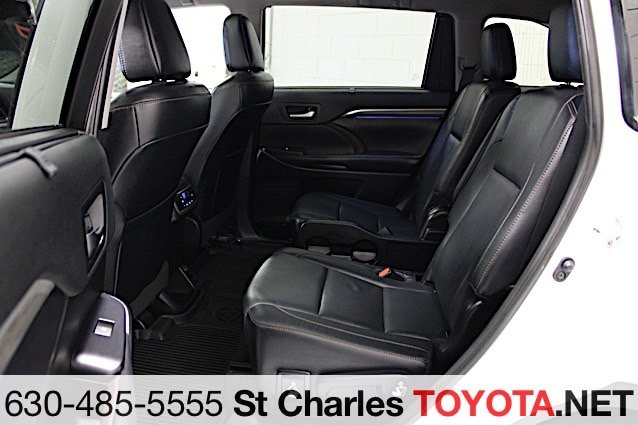 Certified Used 2019 White Toyota Limited image 15