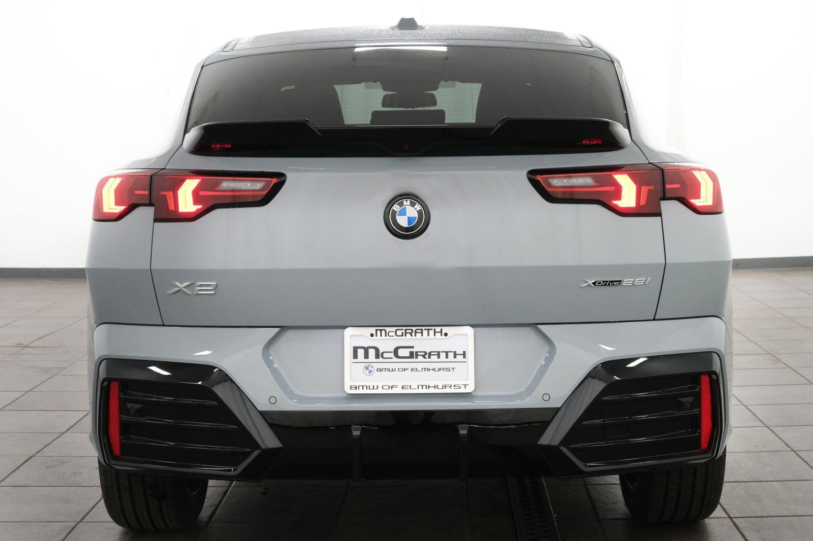 New 2027 Brooklyn Grey Metallic BMW xDrive28i image 5