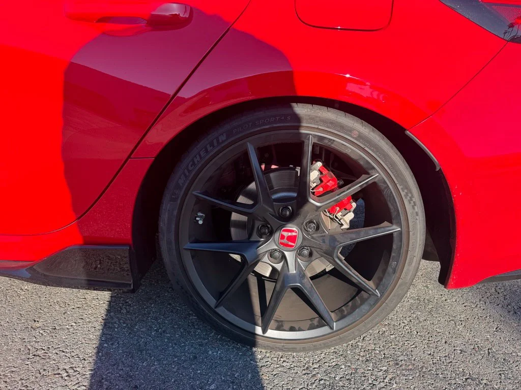 Used 2025 Red Honda  image 2