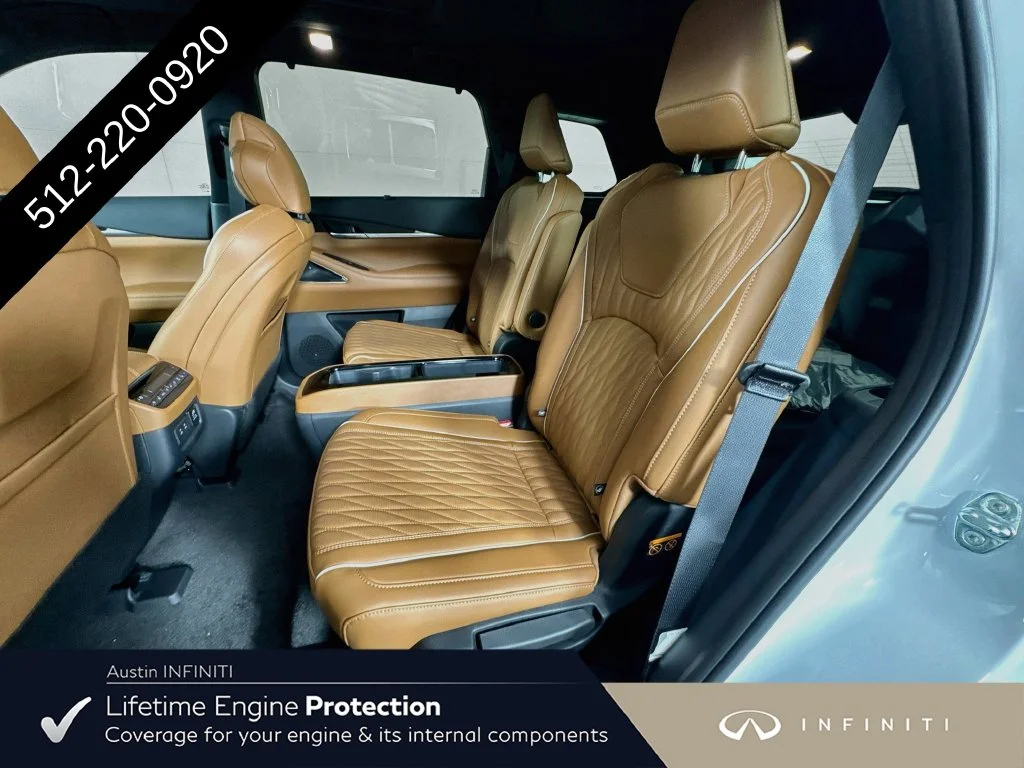 New 2027 White INFINITI Autograph image 31