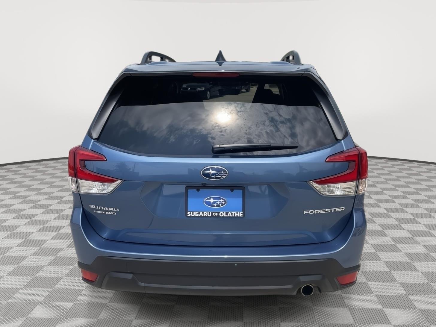 Certified Used 2024 Horizon Blue Pearl Subaru Limited image 13
