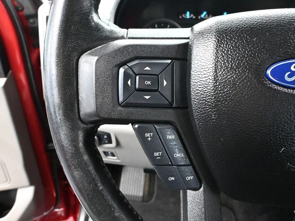 Used 2018 Red Ford XLT image 30