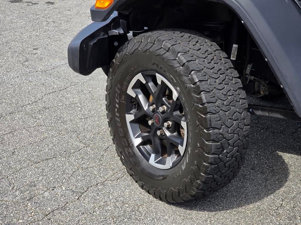 Used 2025 Black Jeep Rubicon image 27
