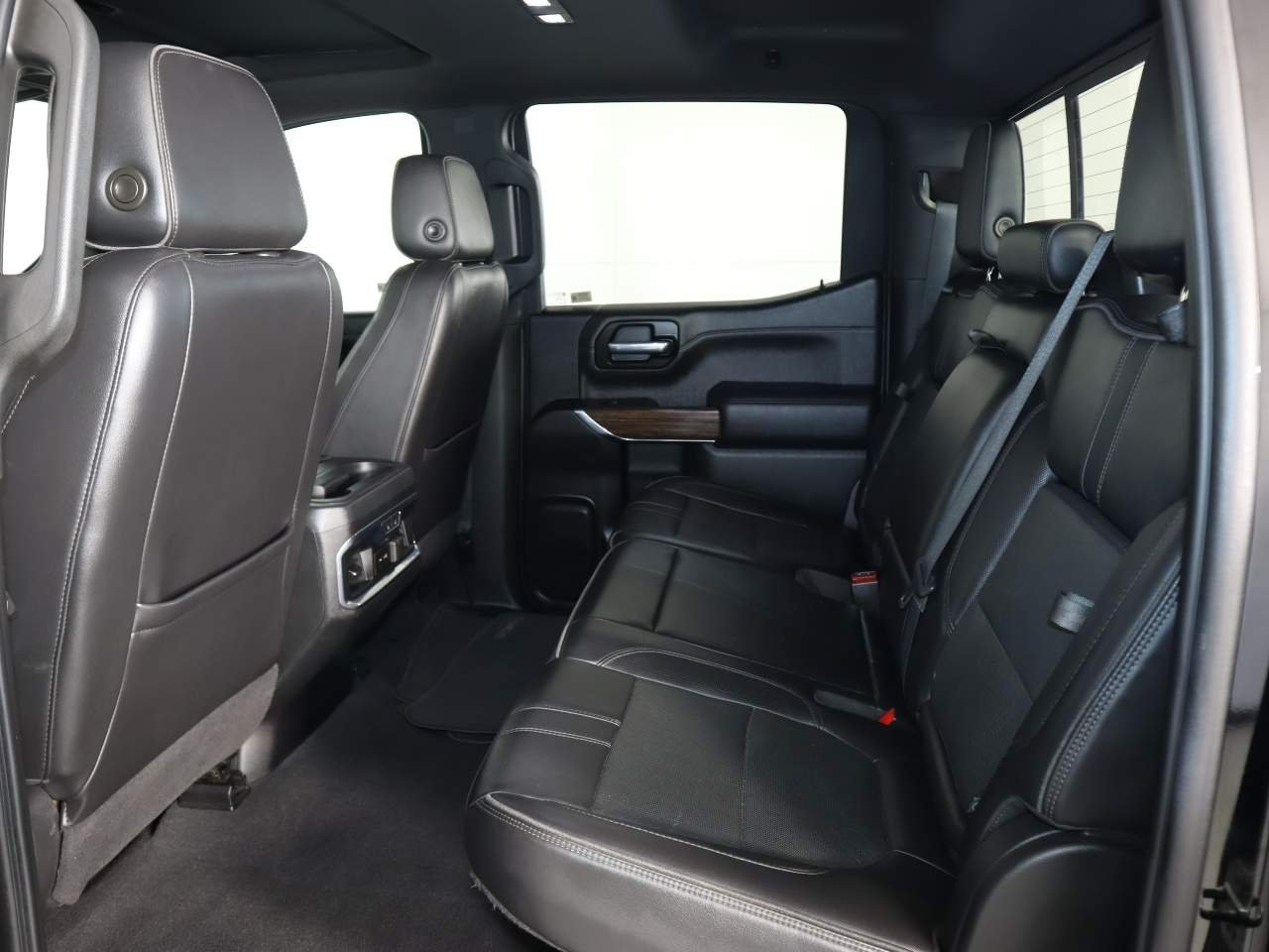 Used 2020 Black Chevrolet High Country Crew Cab image 15