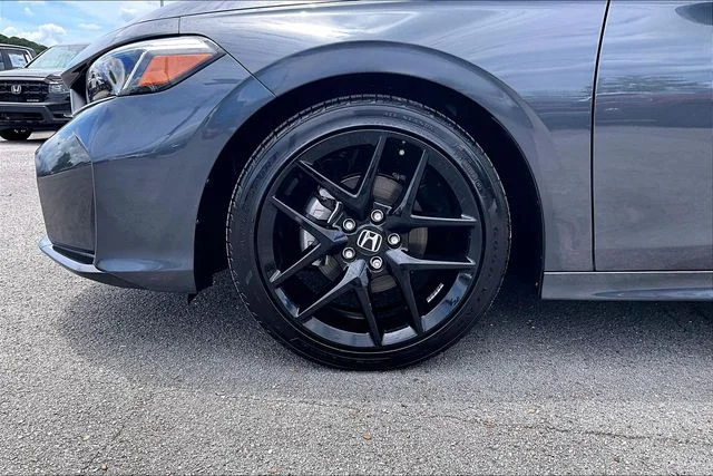 Used 2025 Meteorite Gray Metallic Honda Sport image 30