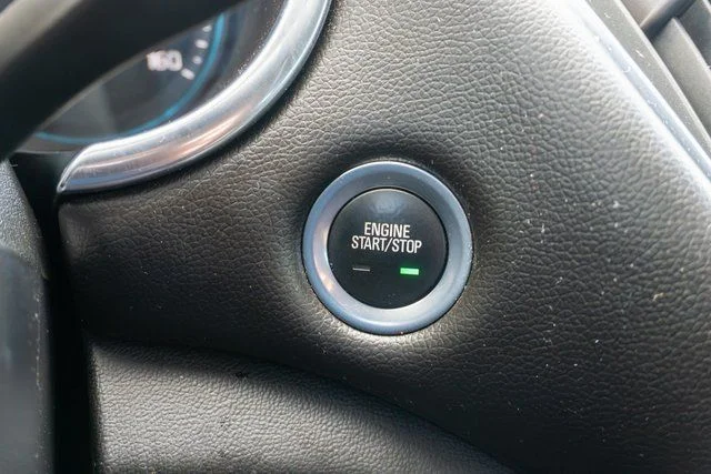 Used 2018 White Chevrolet Premier image 28