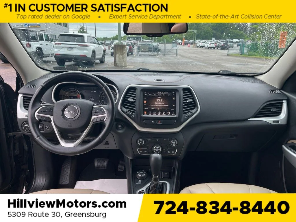 Used 2018 Diamond Black Jeep Limited image 19