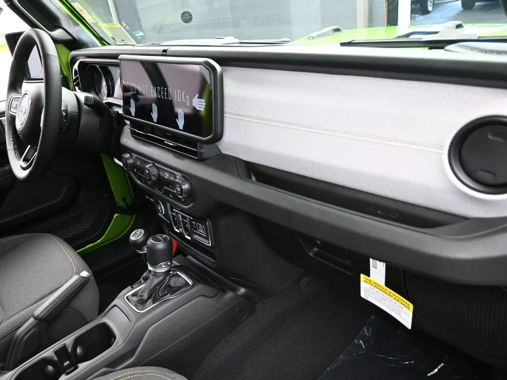 Used 2025 Mojito Jeep Sport S image 38