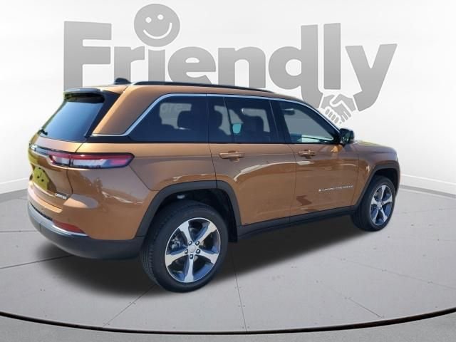 New 2026 Copper Shino Metallic Clear-Coat Exterior Paint Jeep Limited image 5