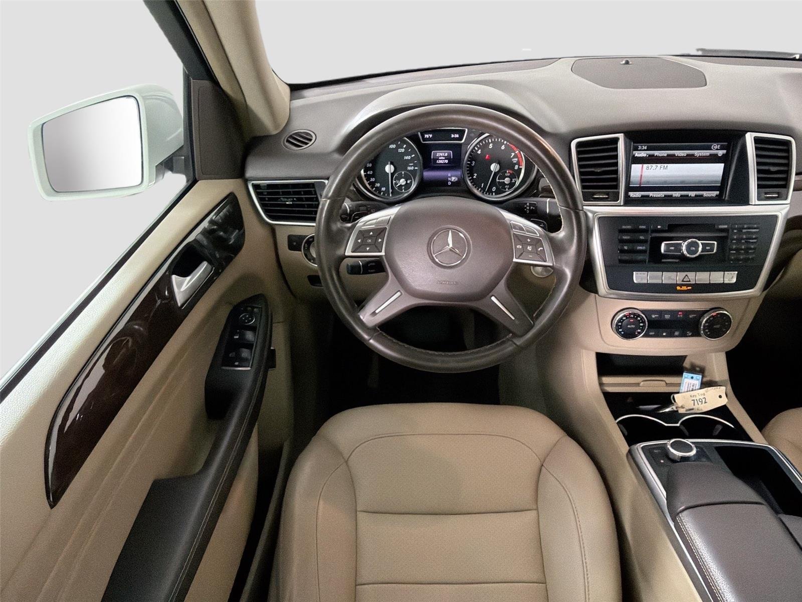 Used 2014 Polar White Mercedes-Benz ML 350 image 21