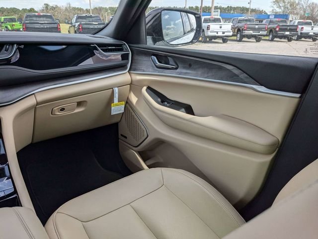 New 2022 Bright White Clearcoat Jeep 4xe image 19