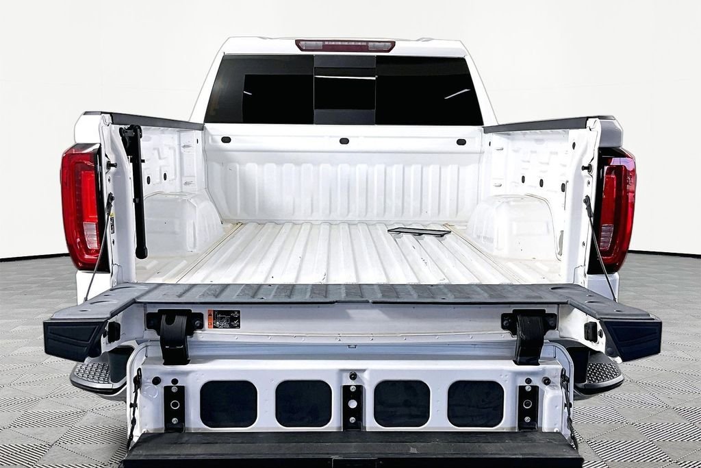Used 2020 White GMC SLT image 6