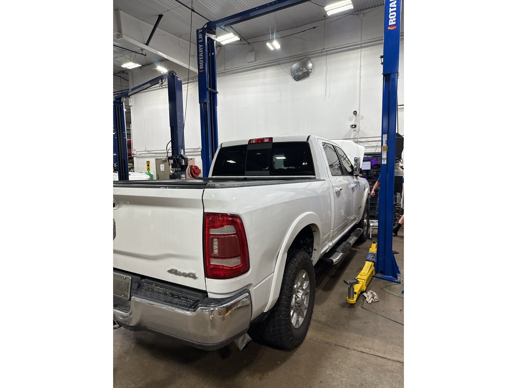 Used 2020 Bright White Clearcoat Ram Laramie image 5