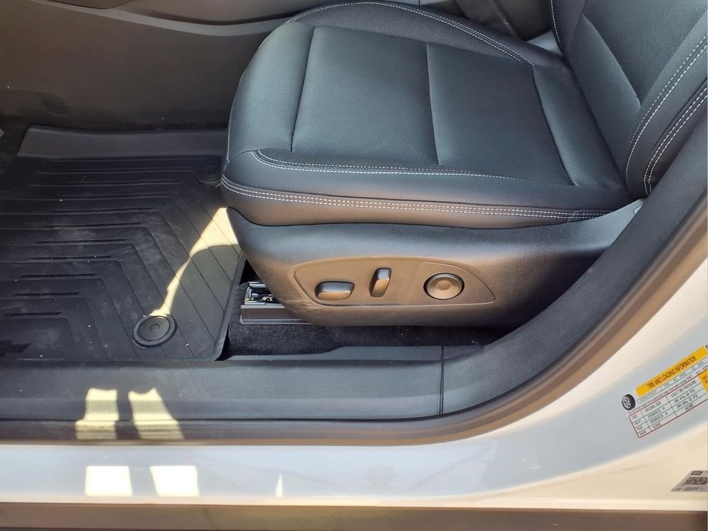 2026 Chevrolet Blazer EV LT - Photo 22