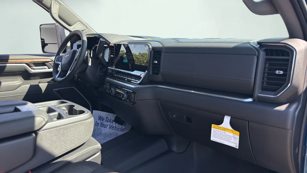 New 2026 Lakeshore Blue Metallic Chevrolet LT image 40