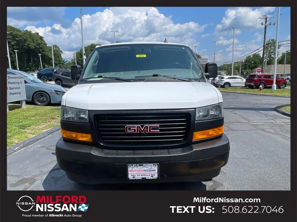 Used 2023 White GMC Work Van image 7