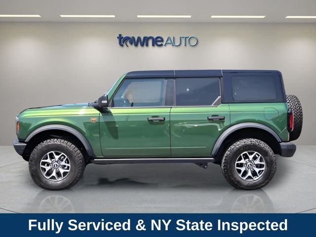 Used 2024 Eruption Green Metallic Ford Badlands image 2