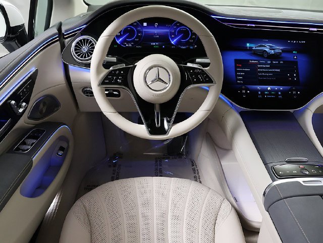 Certified Used 2023 MANUFAKTUR Diamond White Metallic Mercedes-Benz 580 image 16