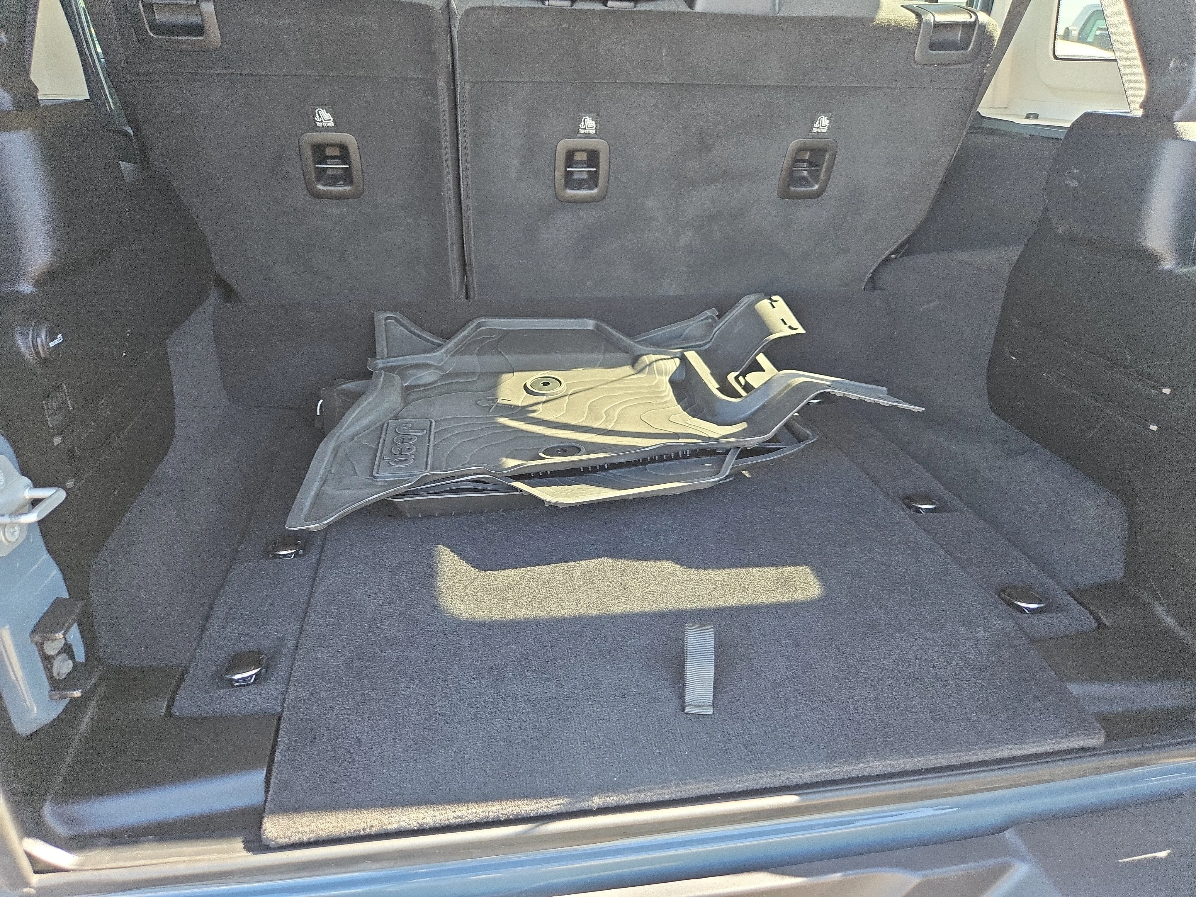 Certified Used 2025 Gray Jeep Willys 4xe image 26
