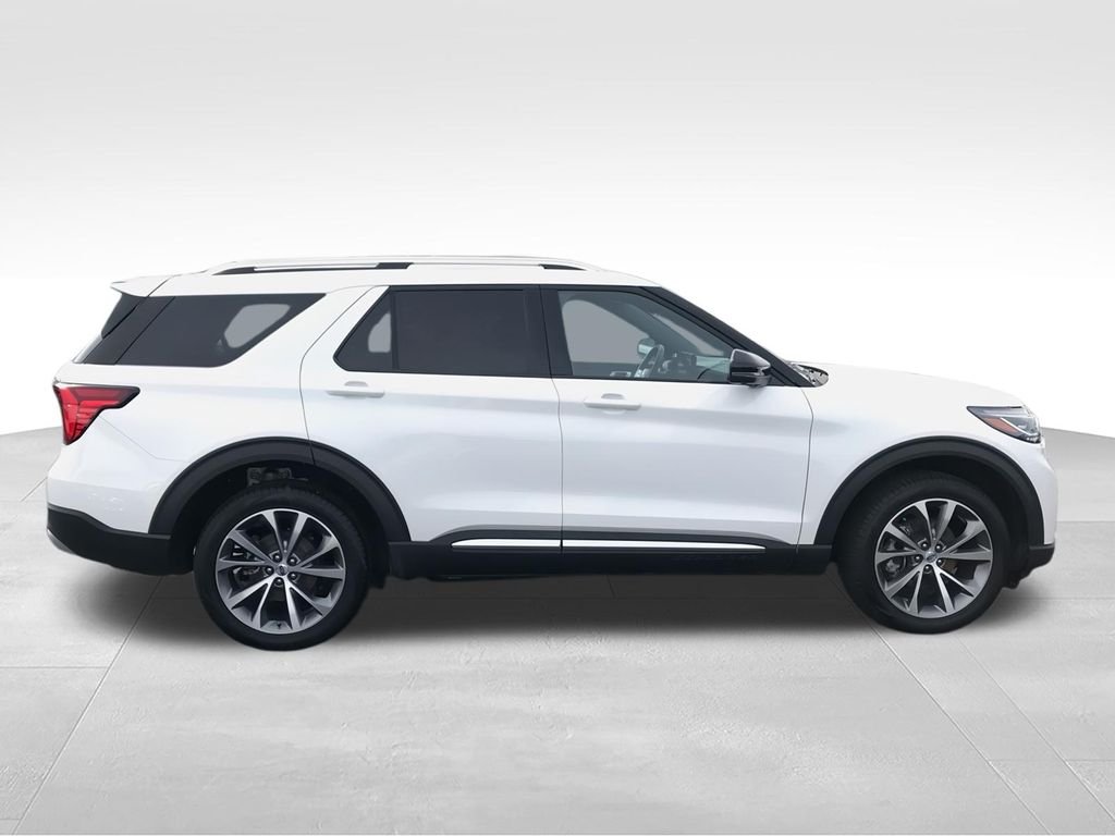 Used 2025 White Ford Platinum image 9