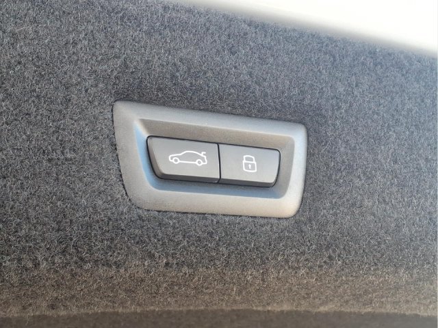 Used 2023 Gray BMW i xDrive image 28
