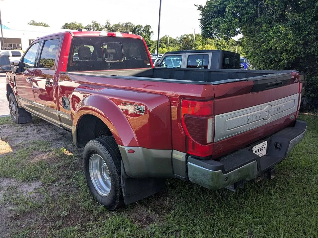 Used 2021 Red Ford King Ranch image 5