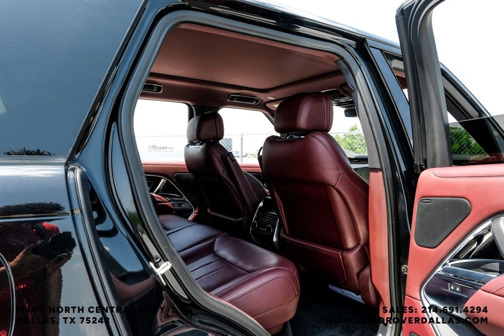 Used 2023 Santorini Black Metallic Land Rover SE image 42