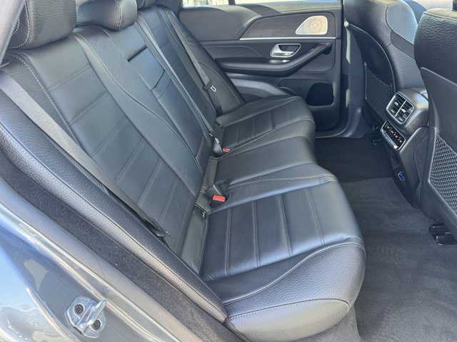 New 2026 Selenite Grey Metallic Mercedes-Benz GLE 450 image 5