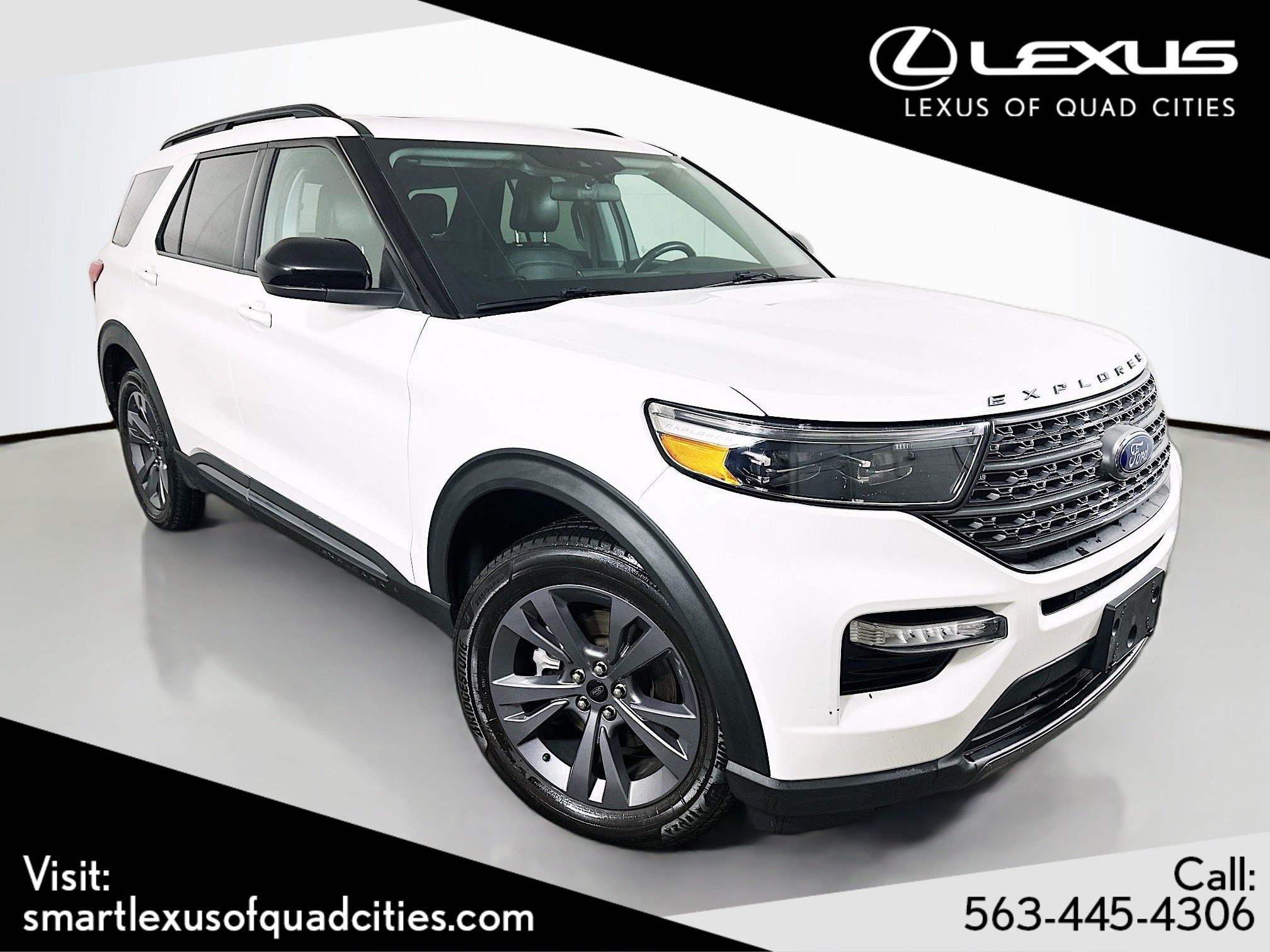 Used 2022 White Metallic Ford XLT image 1