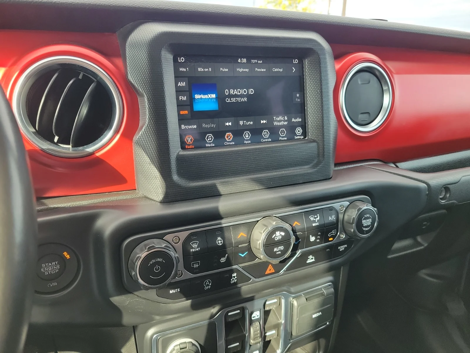 Used 2022 Gray Jeep Rubicon 4x4 image 15