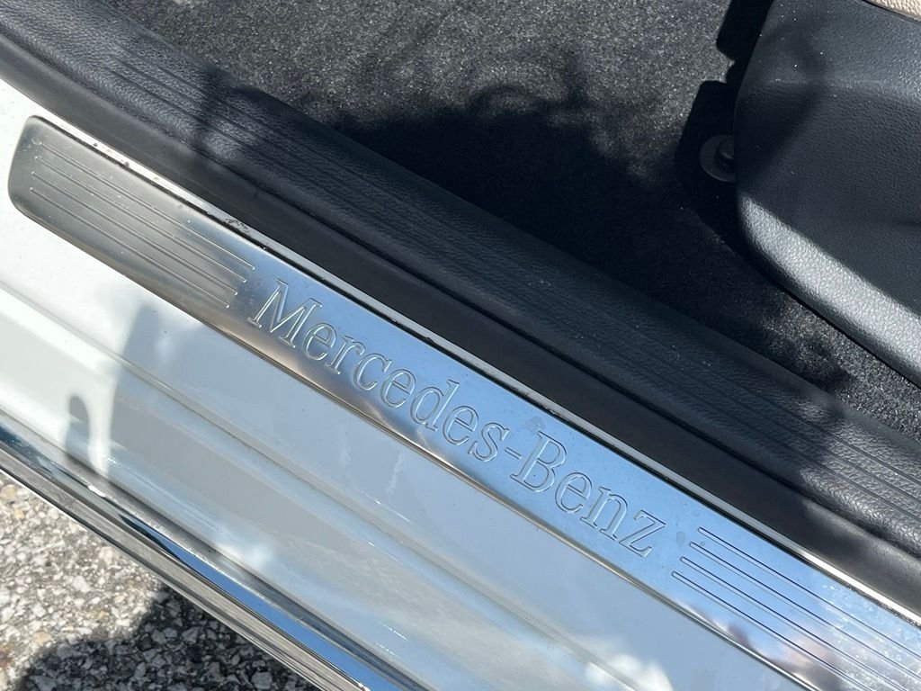 Used 2018 White Mercedes-Benz C 300 image 20
