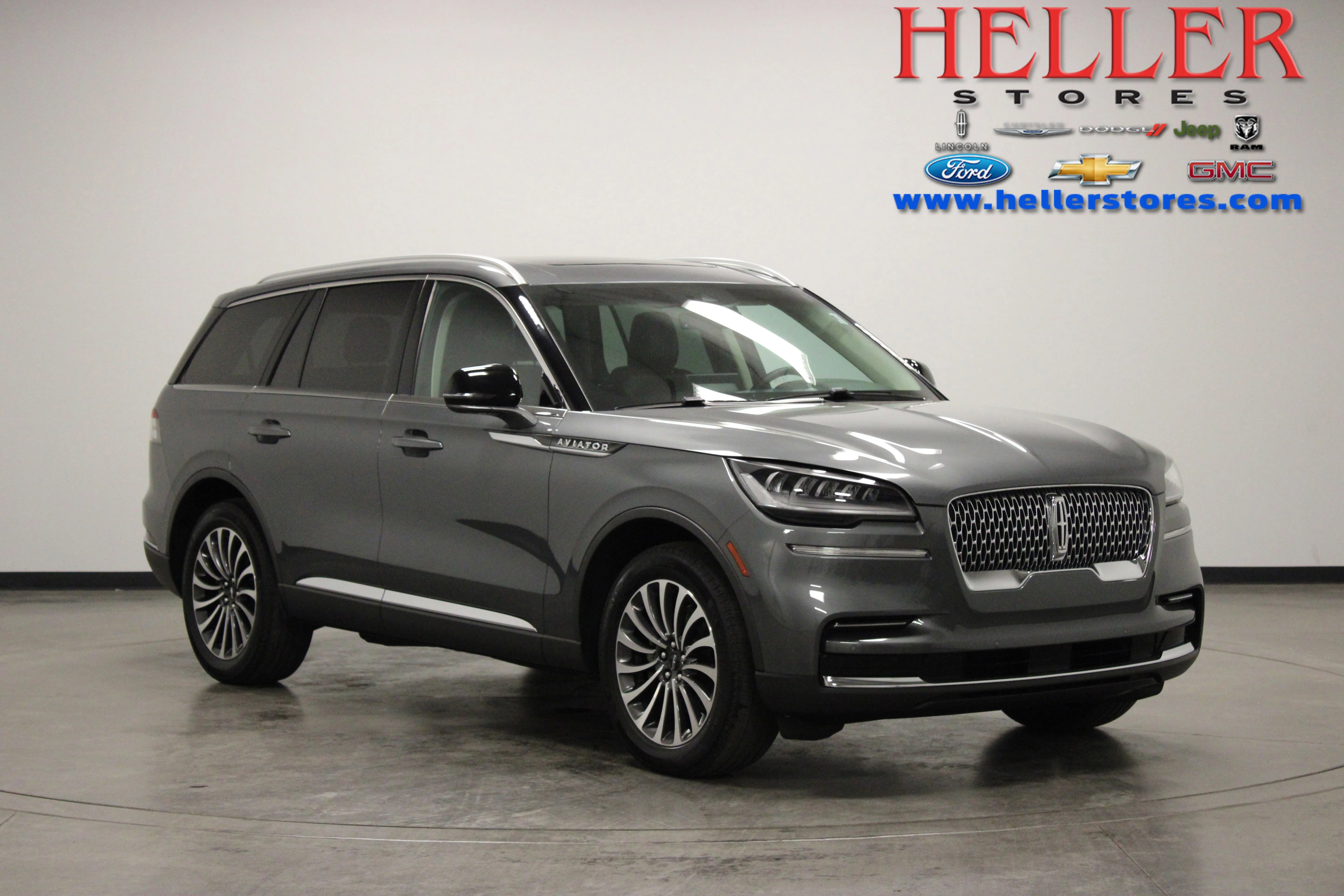 2022 Lincoln Aviator AWD's photo