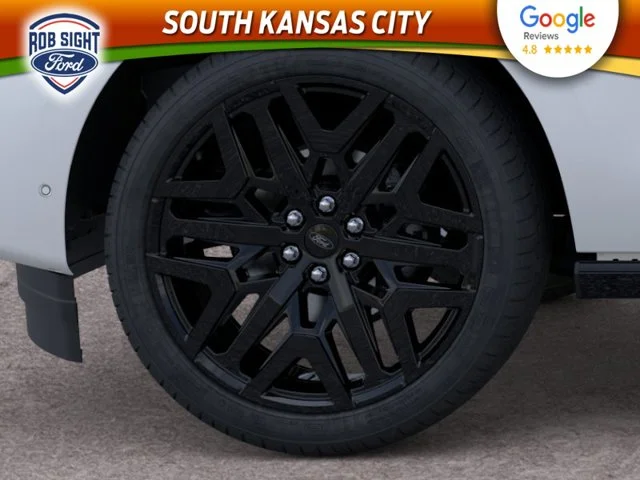 New 2026 Star White Metallic Tri-Coat Ford Platinum® image 19