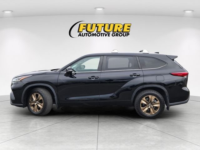 Used 2023 Black Toyota Bronze Edition image 7