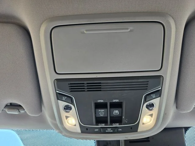 Used 2025 Black Honda RTL image 27