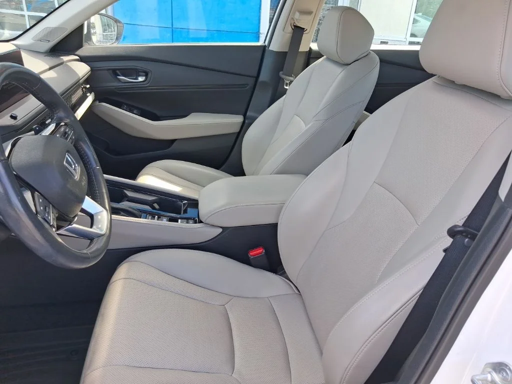 Used 2024  Honda Touring image 20