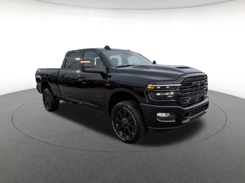 New 2026 Diamond Black Crystal Pearl-Coat Exterior Paint RAM Laramie image 3