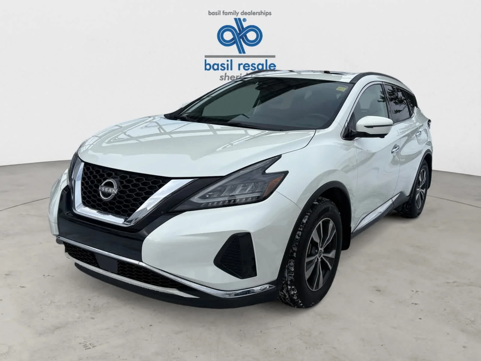 Used 2024 Pearl White Tricoat Nissan SV image 3