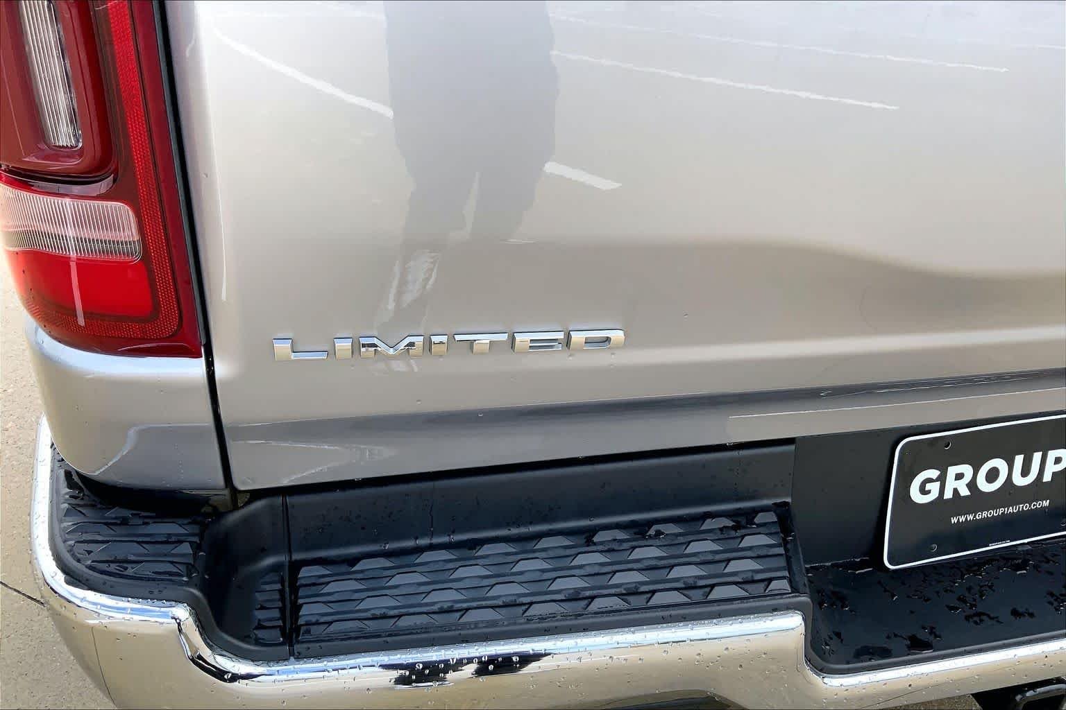 Used 2022 Billet Silver Metallic Clearcoat Ram Limited image 30