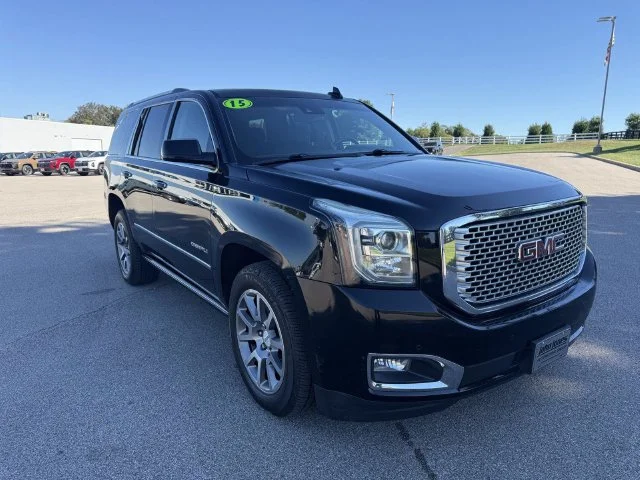 Used 2015 Onyx Black GMC Denali image 2