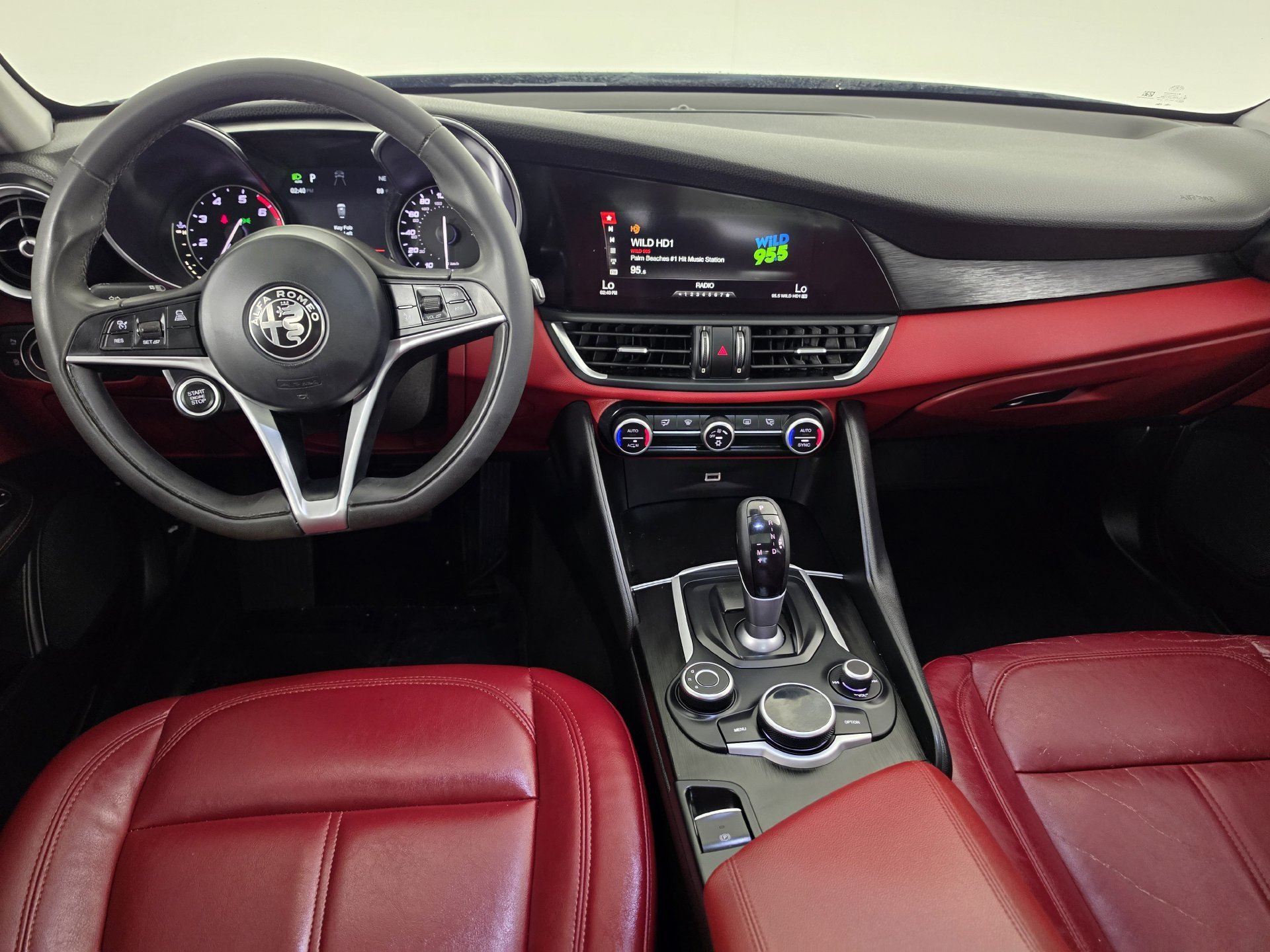 2017 Alfa Romeo Giulia Base - Photo 23