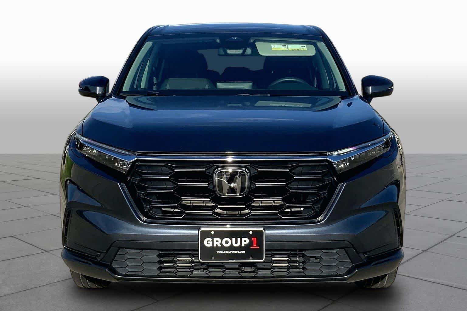 Used 2025 Meteorite Gray Metallic Honda LX image 4