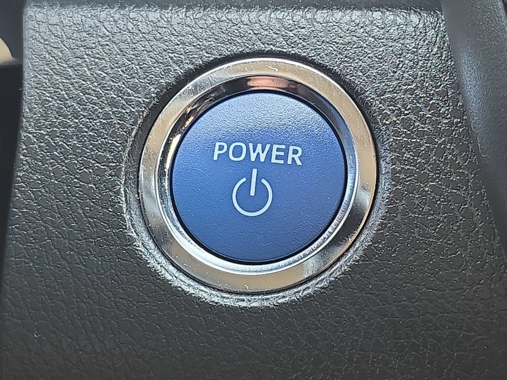 2023 Toyota Camry LE - Photo 30