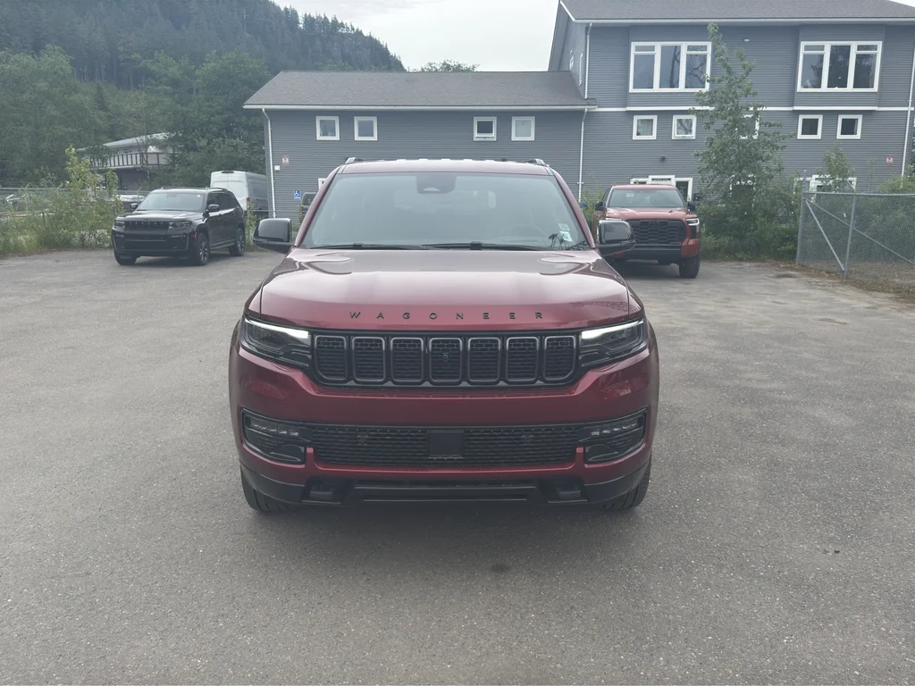 2025 Jeep Wagoneer Series II - Photo 8