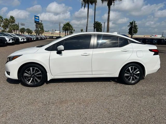 Used 2025 White Nissan 1.6 SV image 4